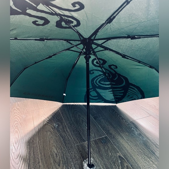 Starbucks Automatic Umbrella - Picture 4 of 5